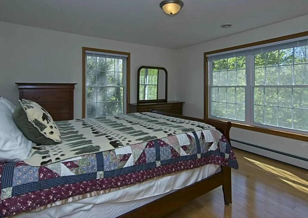 424 Old Bristol Road New Hampton NH 03256