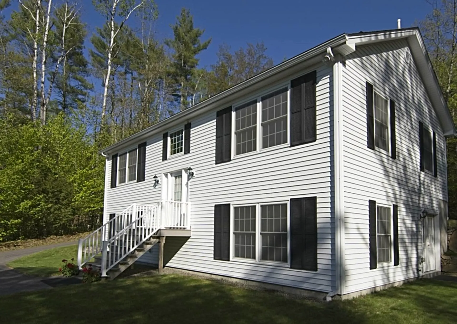 424 Old Bristol Road New Hampton NH 03256