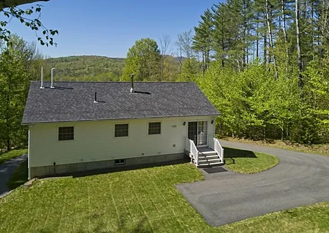 424 Old Bristol Road New Hampton NH 03256