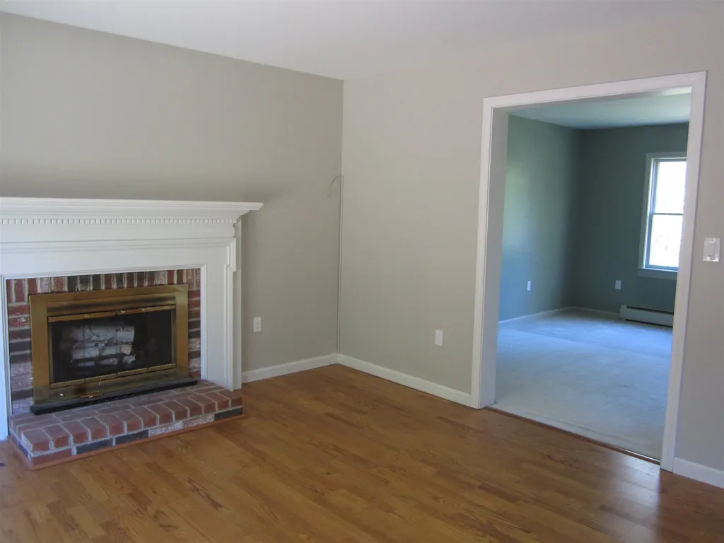 4 Cortland Circle New Hampton NH 03256