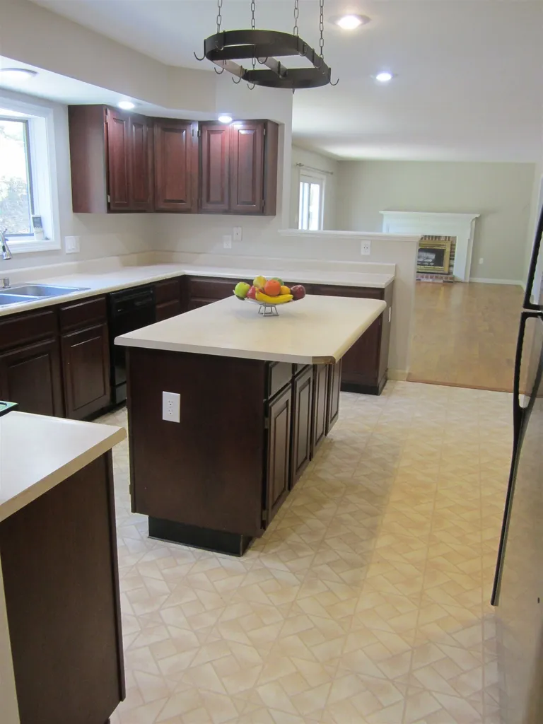 4 Cortland Circle New Hampton NH 03256