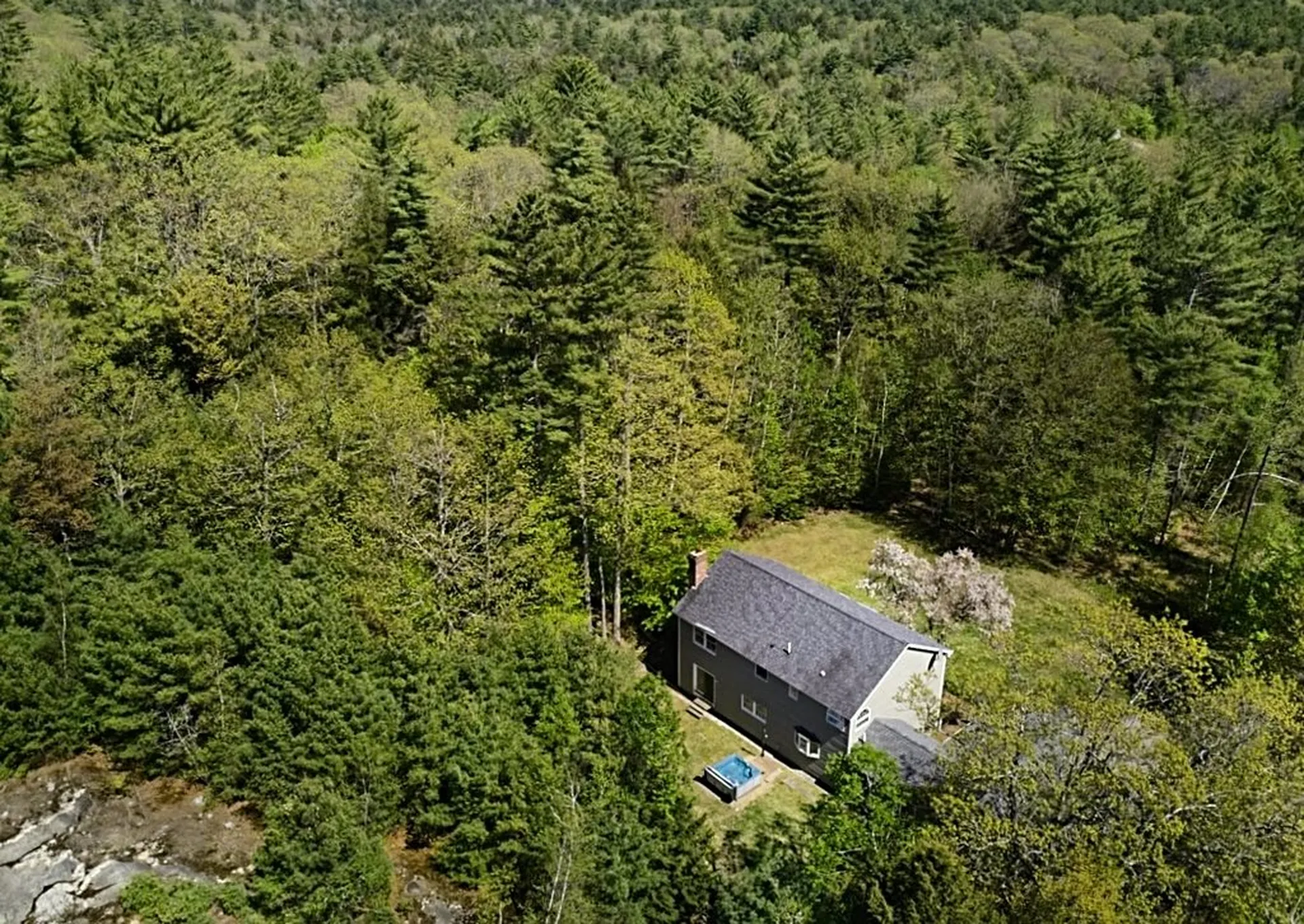 4 Cortland Circle New Hampton NH 03256