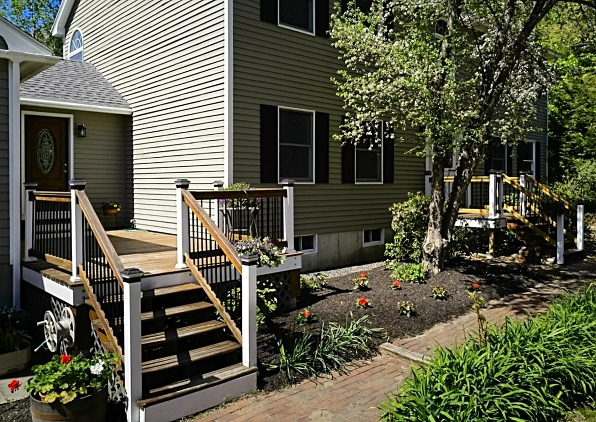 4 Cortland Circle New Hampton NH 03256
