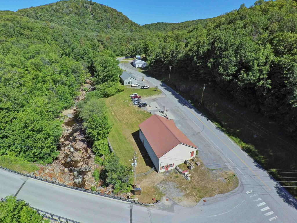 6828 Main Street Readsboro VT 05350
