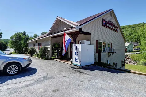 6828 Main Street Readsboro VT 05350