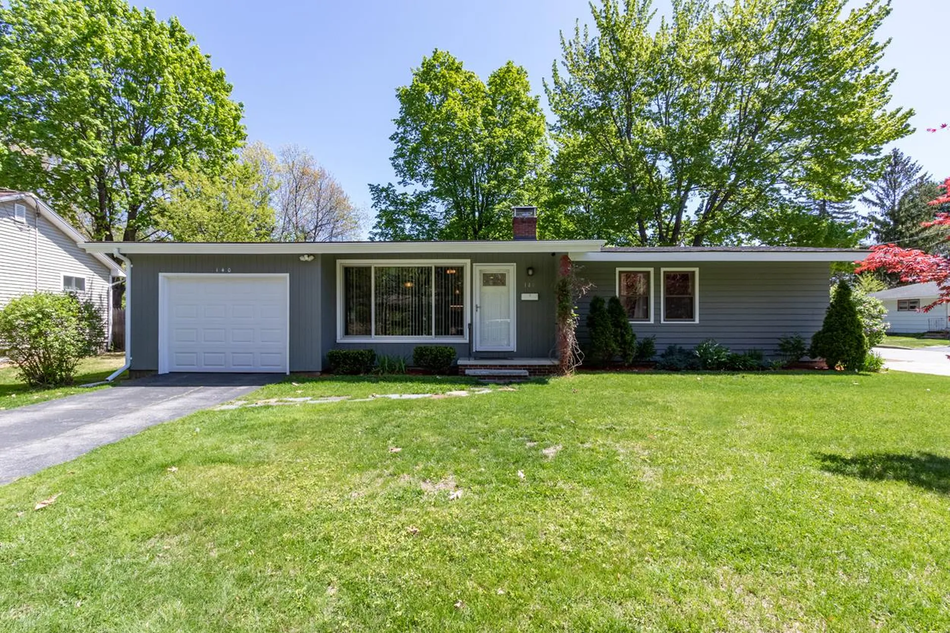 140 Stearns Circle Manchester NH 03102