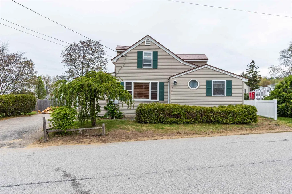 8 Notre Dame Avenue Allenstown NH 03275