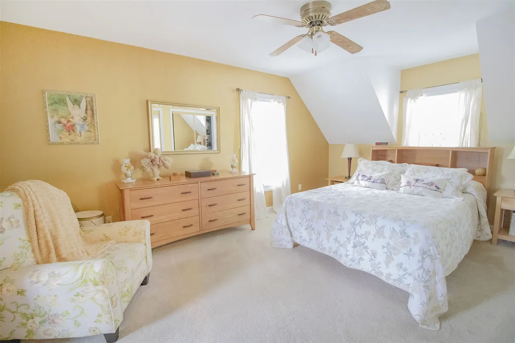 27 Dow Lane Rye NH 03870