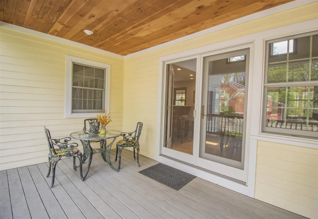 27 Dow Lane Rye NH 03870