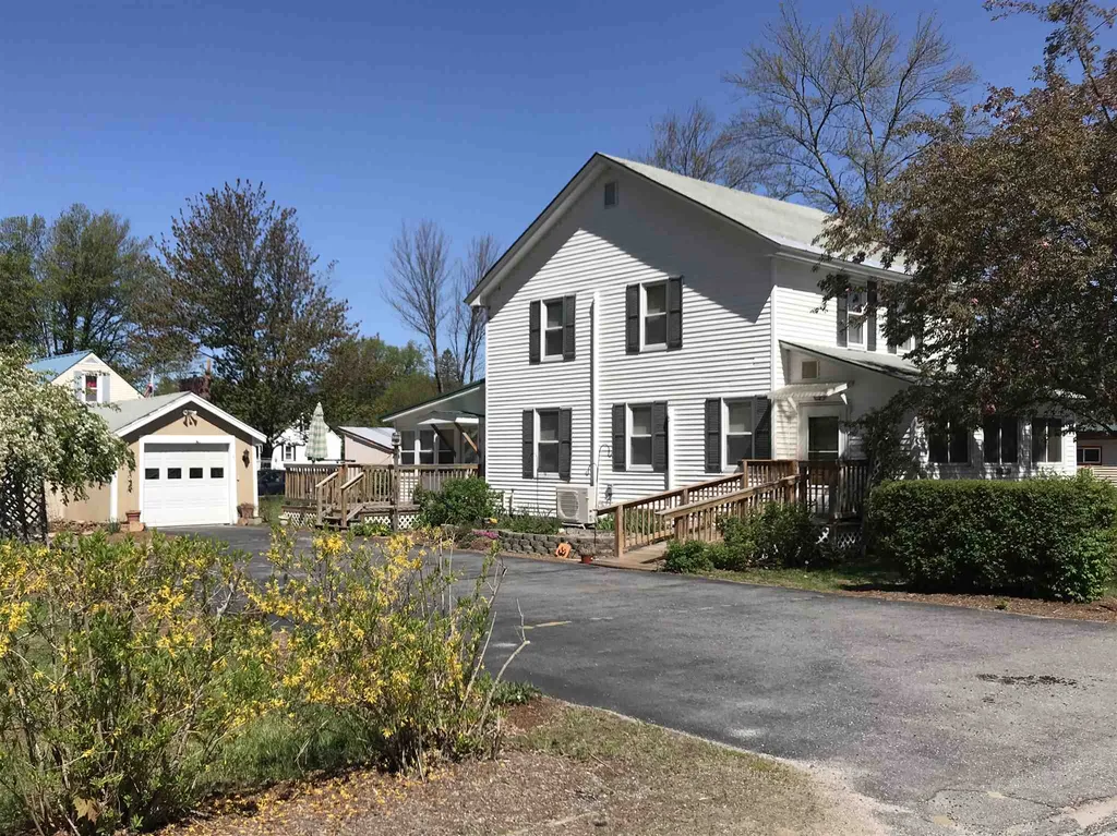 6 Beauregard Street Claremont NH 03743