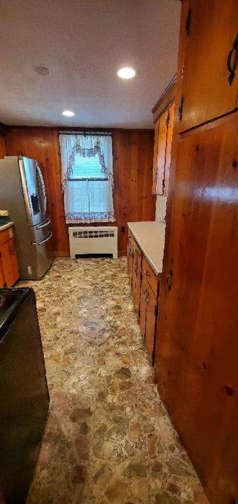 6 Beauregard Street Claremont NH 03743