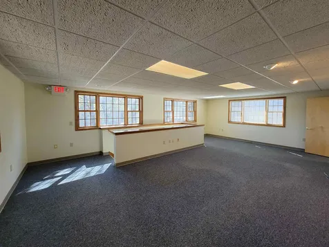 636 W. Main Street Tilton NH 03276