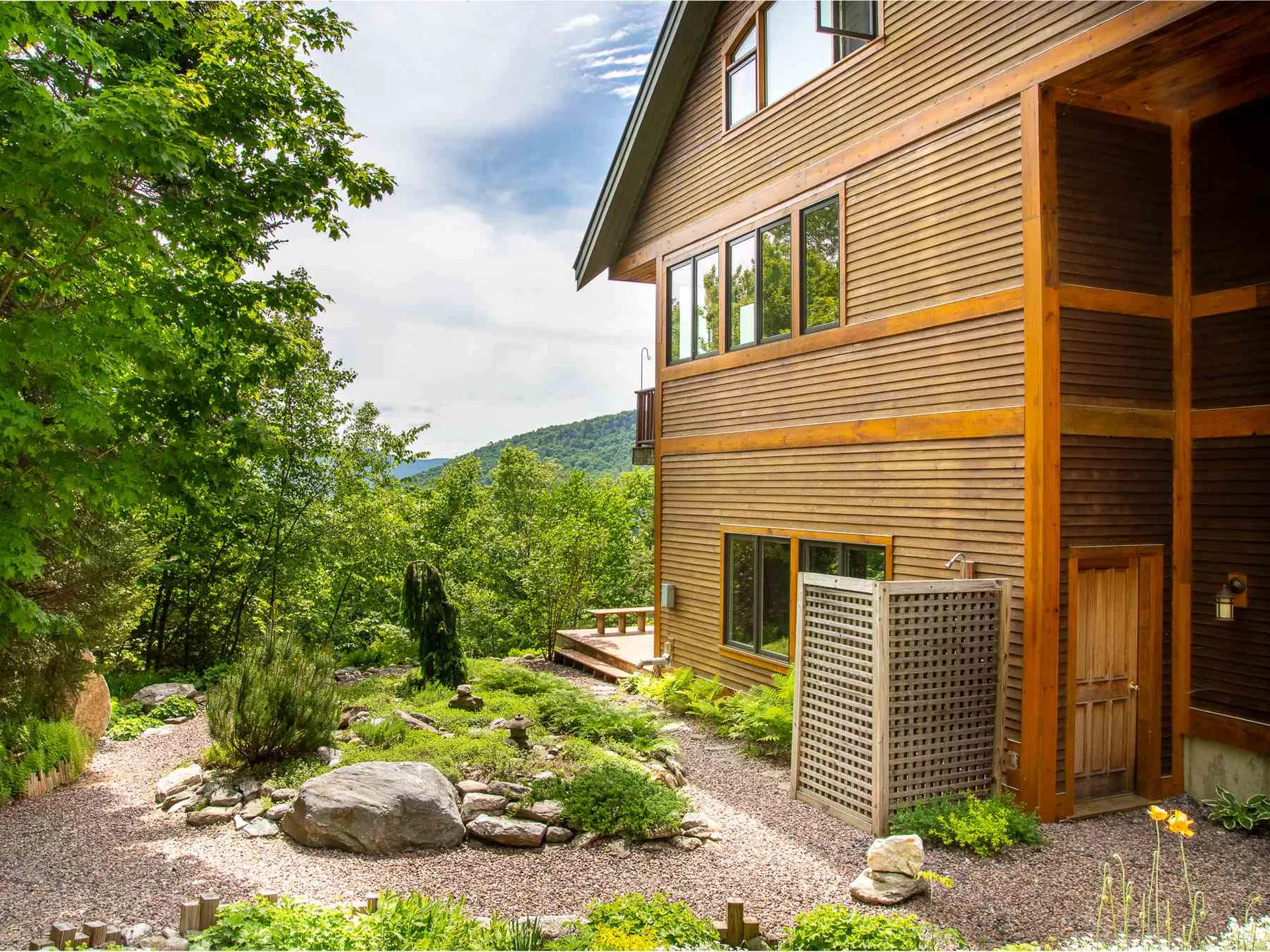 411 West Hill Extension Warren VT 05674