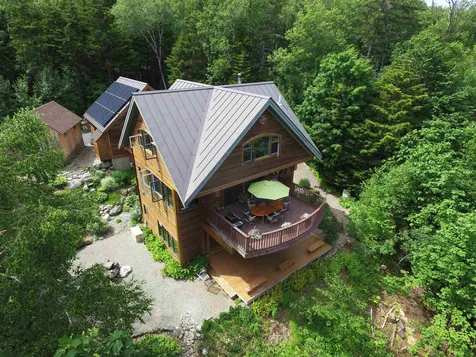 411 West Hill Extension Warren VT 05674