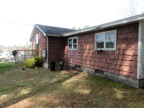 615 West Main Street Tilton NH 03276