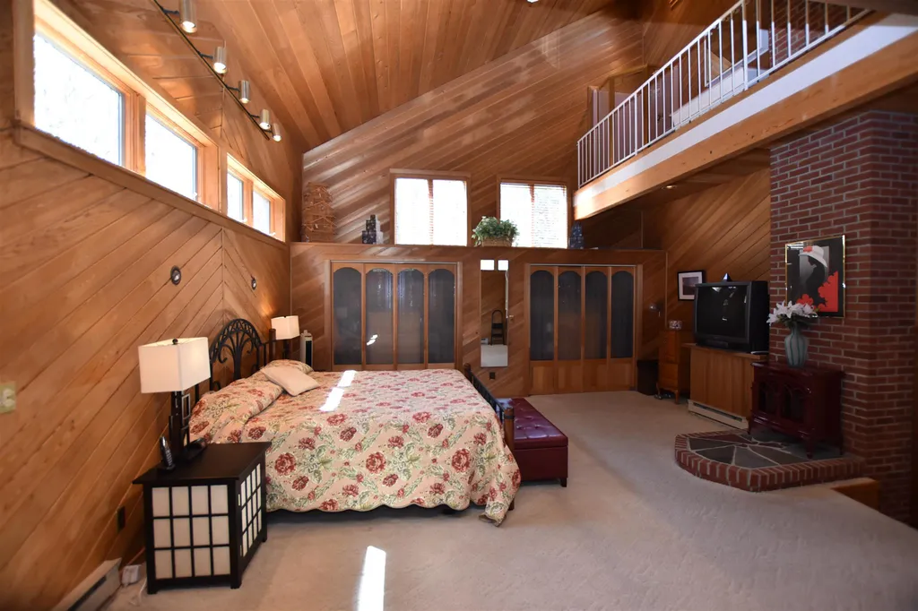 35 Ashuelot Drive Washington NH 03280