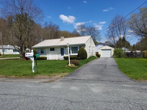 9 Highlandview Road Claremont NH 03743