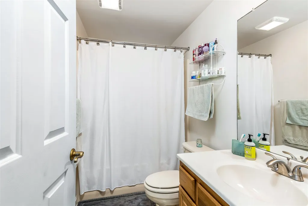 33 Read Road Williston VT 05495