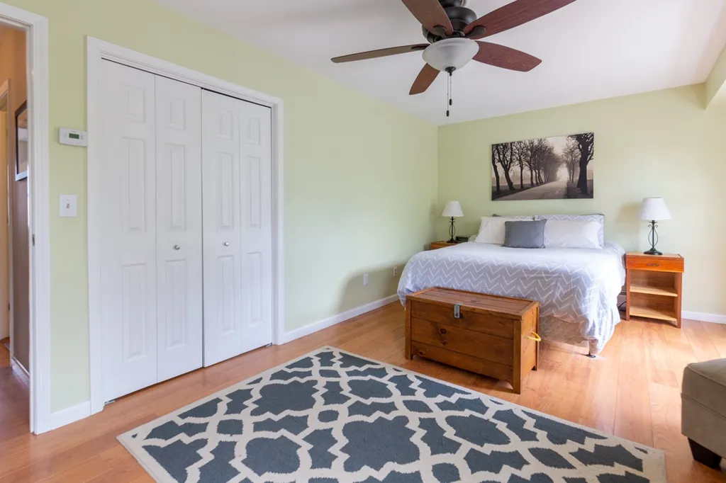 33 Harbor View Road South Burlington VT 05403