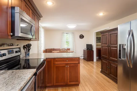 29 Crestview Terrace Stratham NH 03885