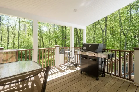 29 Crestview Terrace Stratham NH 03885