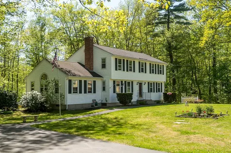 29 Crestview Terrace Stratham NH 03885