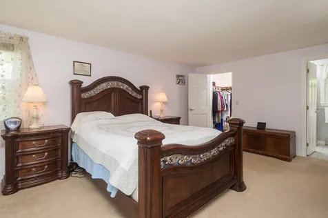 29 Crestview Terrace Stratham NH 03885