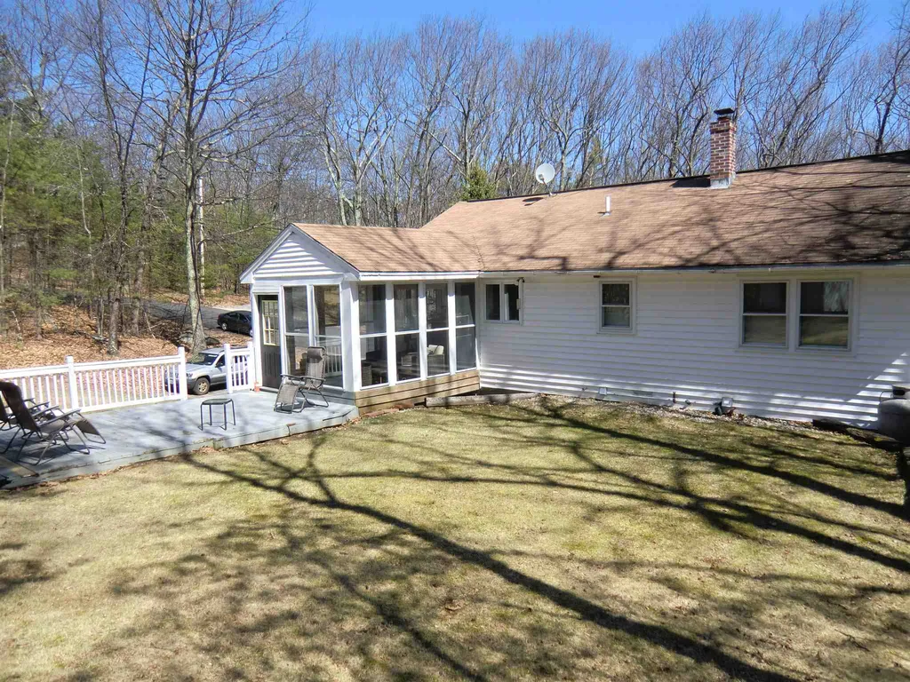 6 Almeda Lane Hooksett NH 03106