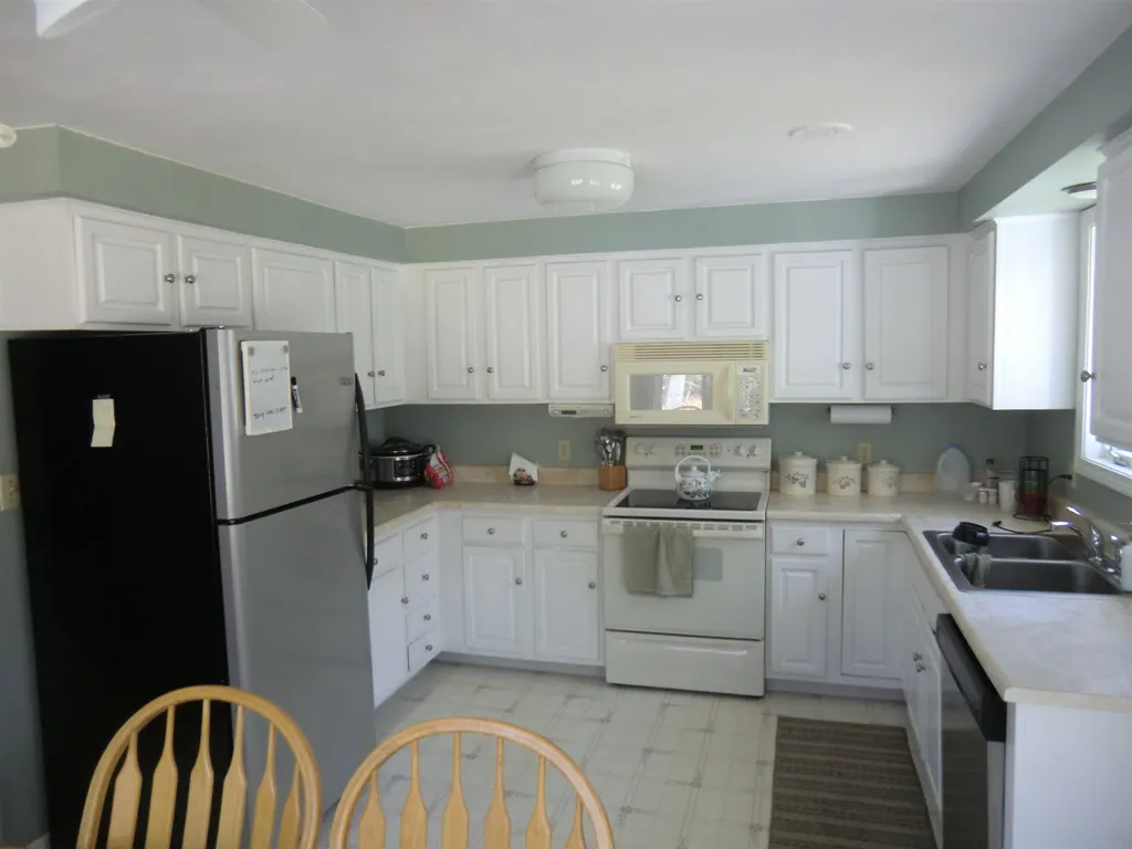 6 Almeda Lane Hooksett NH 03106