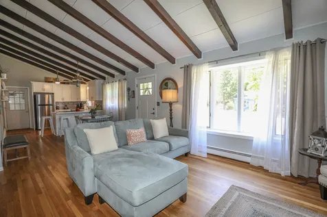 15 Edgewood Road Portsmouth NH 03801