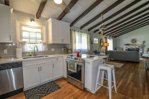 15 Edgewood Road Portsmouth NH 03801