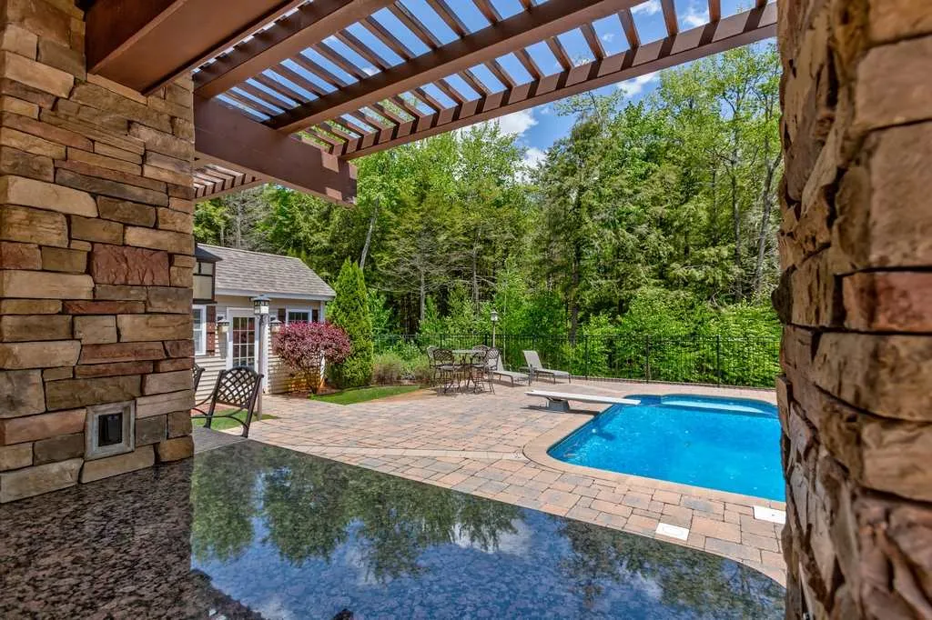 285 Middle Winchendon Road Rindge NH 03461