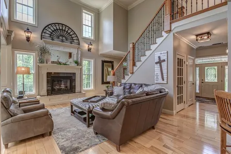 285 Middle Winchendon Road Rindge NH 03461