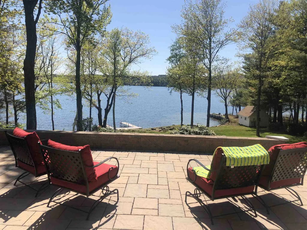 472 Shore Drive Laconia NH 03246