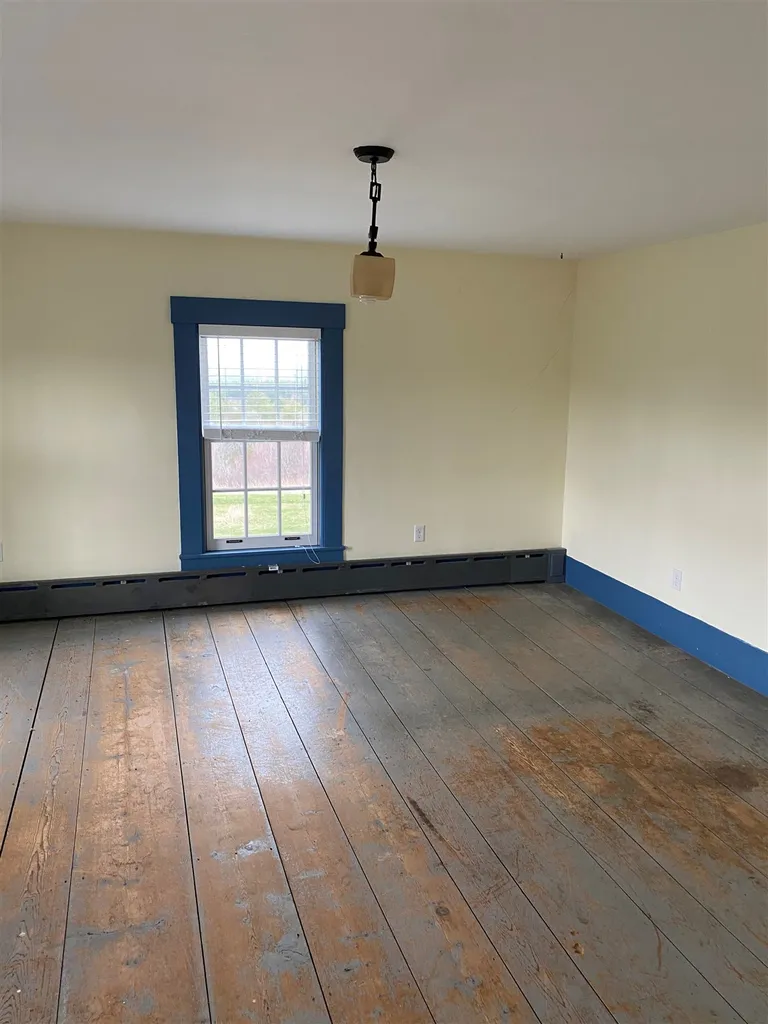 111 North Water Street Boscawen NH 03303