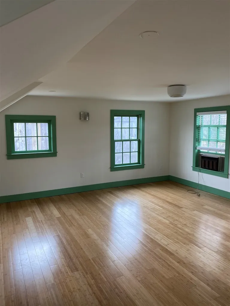 111 North Water Street Boscawen NH 03303