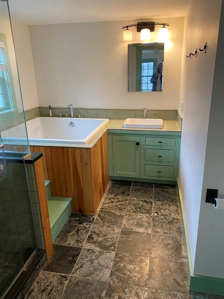 111 North Water Street Boscawen NH 03303