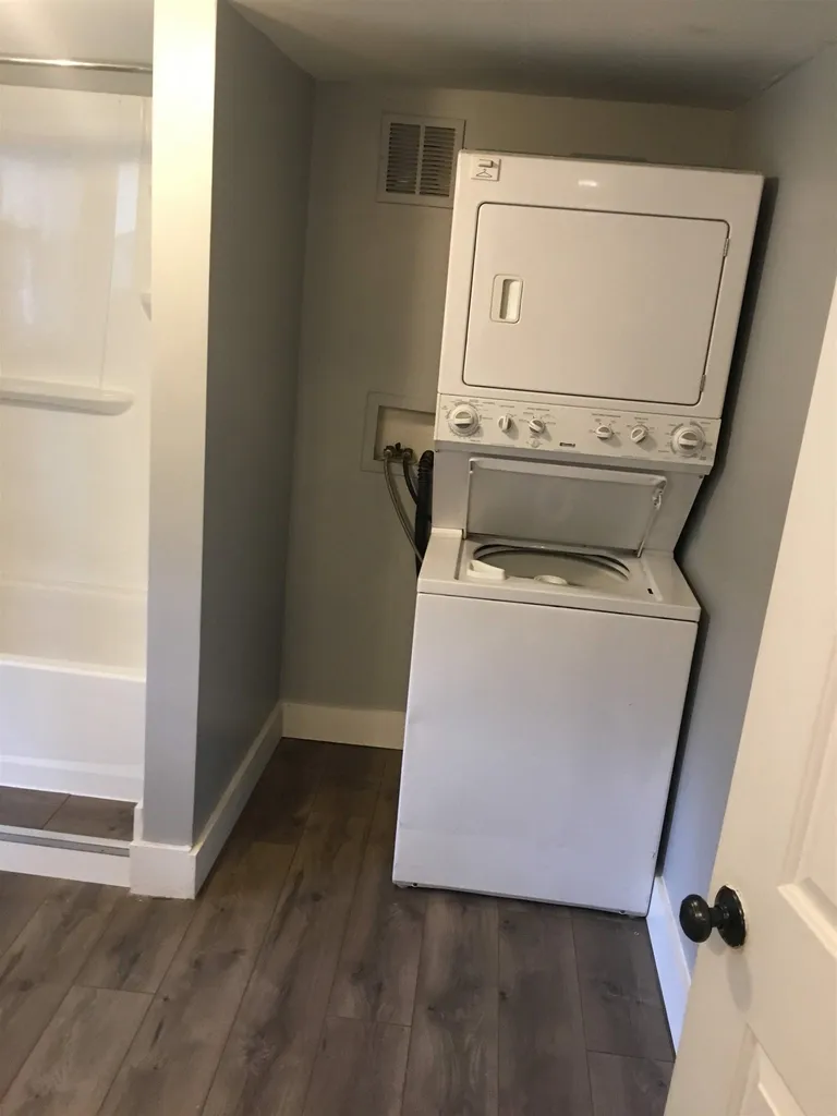 52 Glenwood Avenue Dover NH 03820