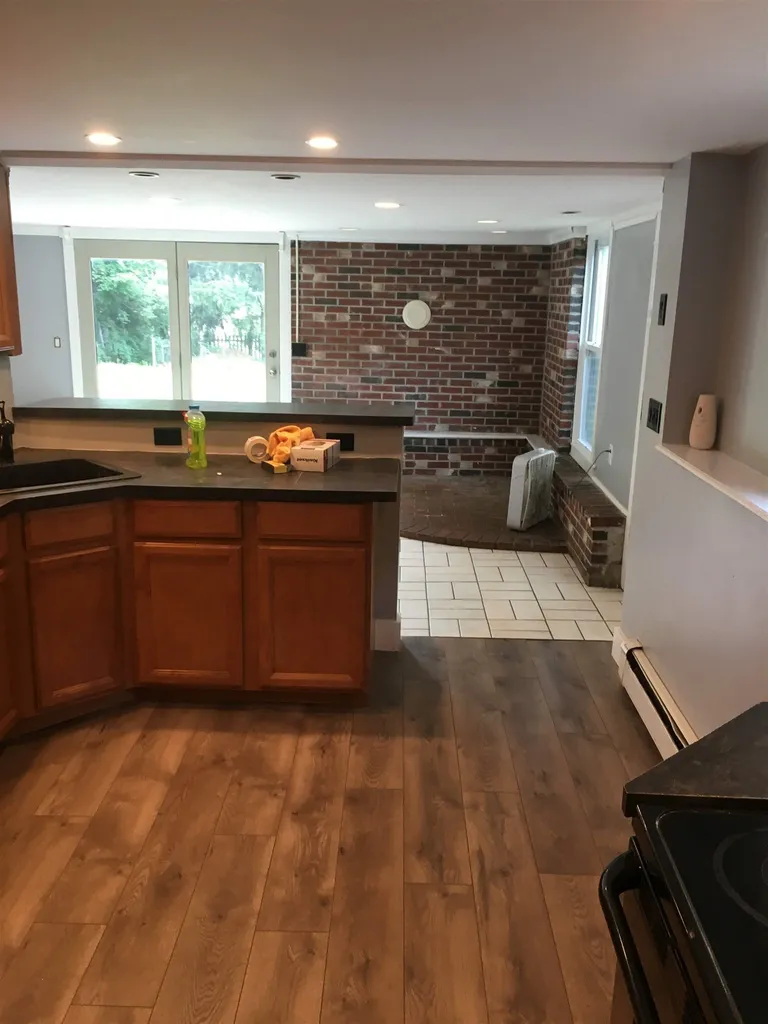 52 Glenwood Avenue Dover NH 03820