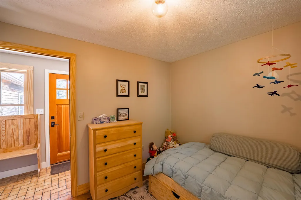 2374 Spear Street Charlotte VT 05445