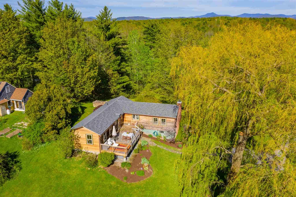 2374 Spear Street Charlotte VT 05445