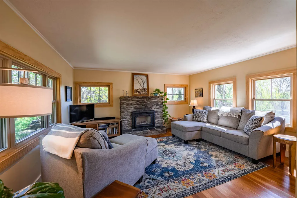 2374 Spear Street Charlotte VT 05445