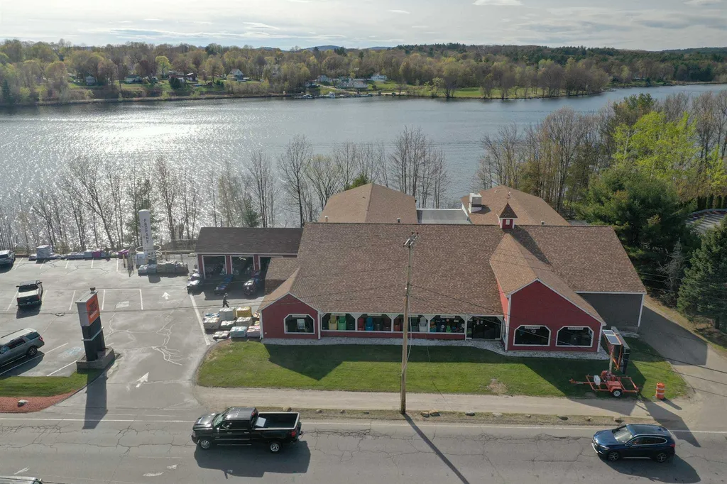 1084 Union Avenue Laconia NH 03246