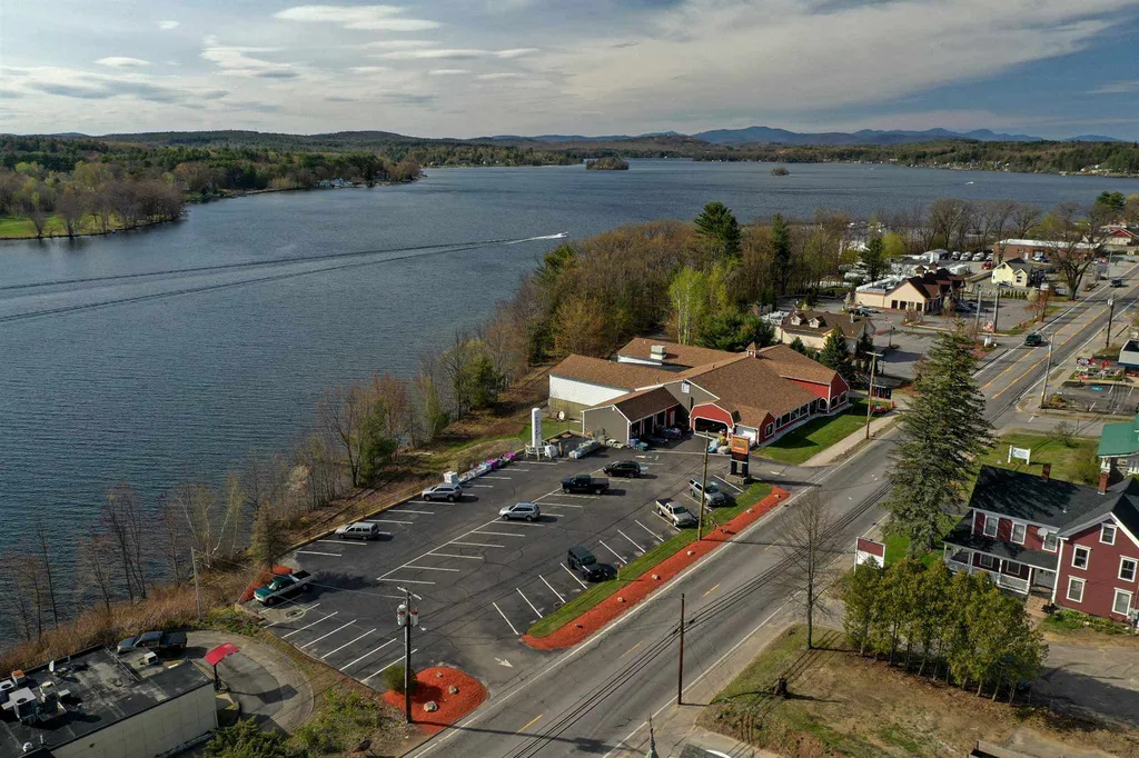 1084 Union Avenue Laconia NH 03246