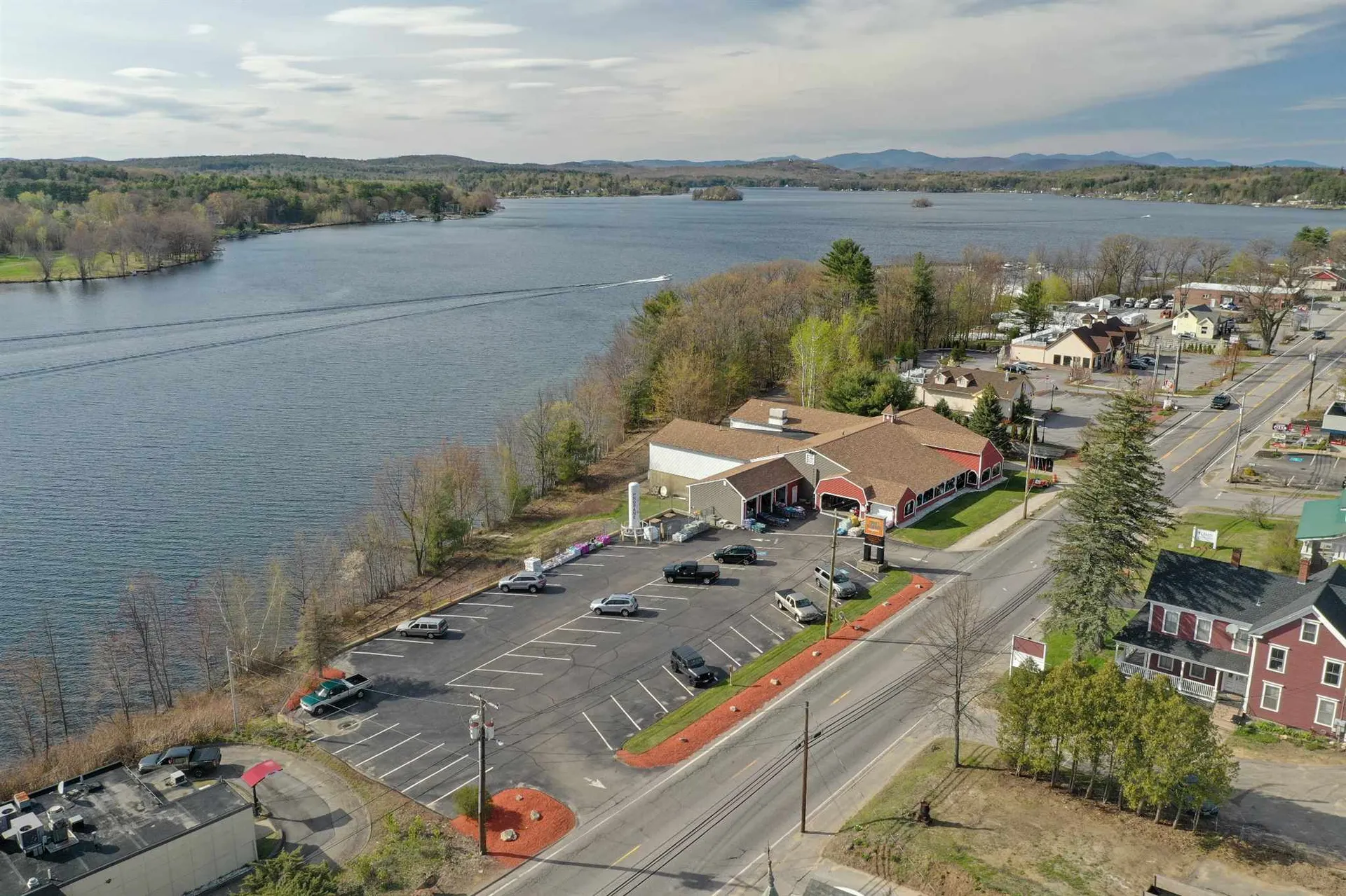 1084 Union Avenue Laconia NH 03246