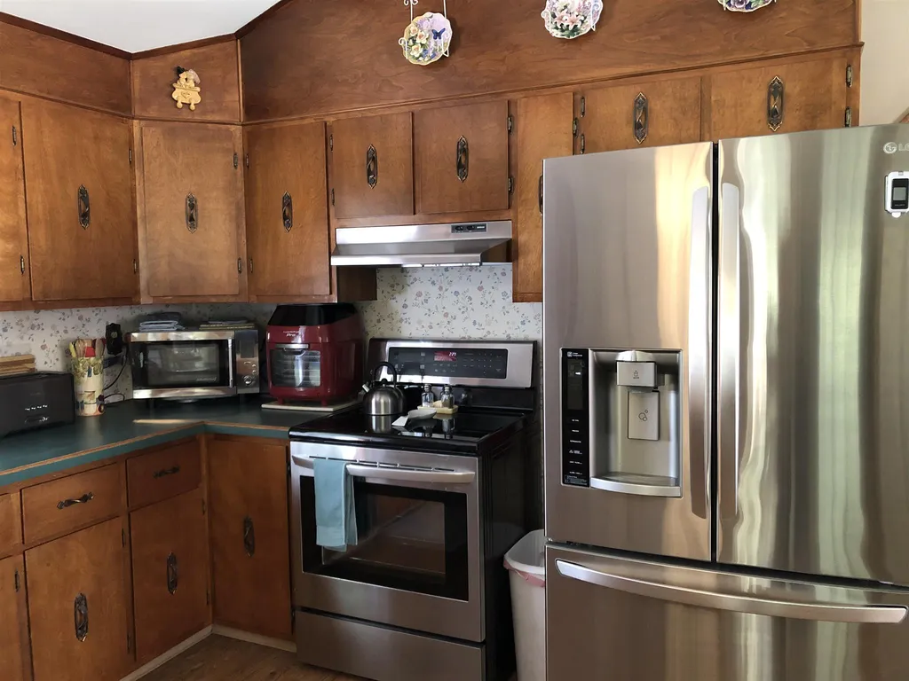 32 Birch Road Middleton NH 03887