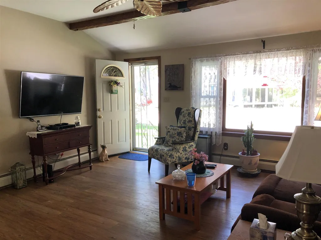 32 Birch Road Middleton NH 03887