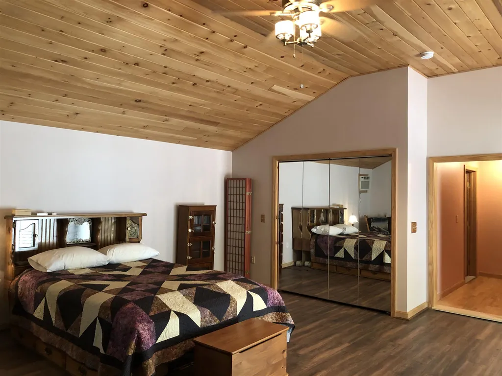 32 Birch Road Middleton NH 03887