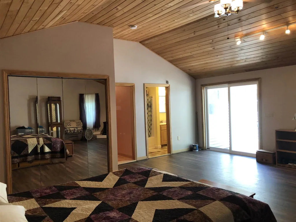 32 Birch Road Middleton NH 03887