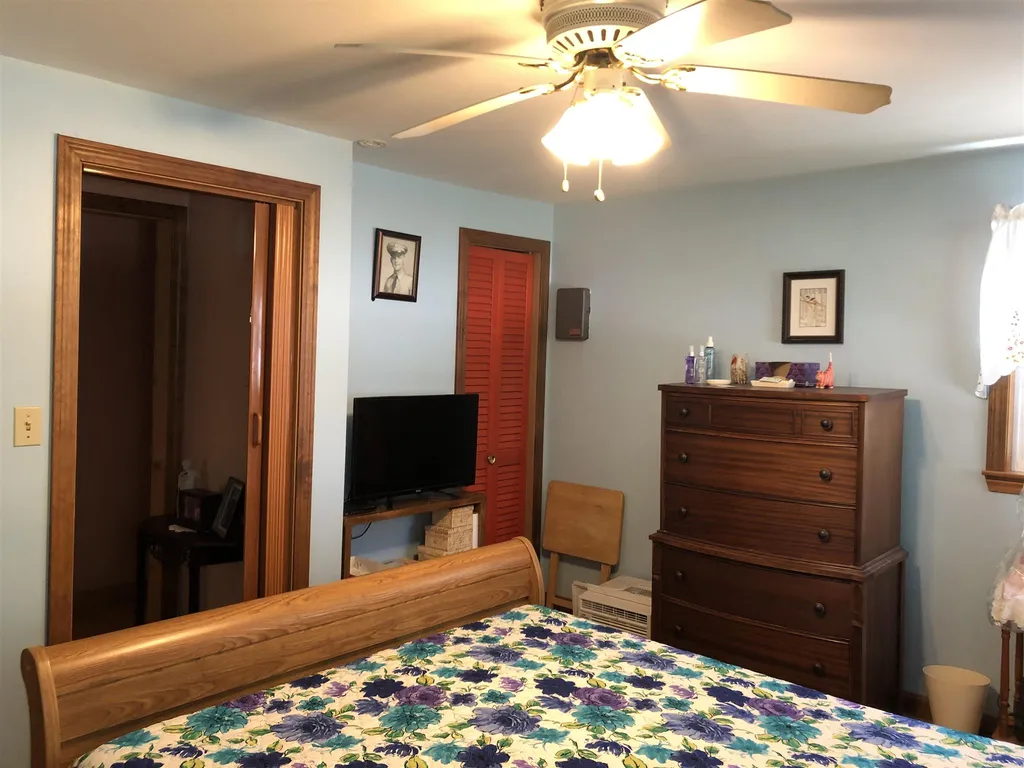 32 Birch Road Middleton NH 03887
